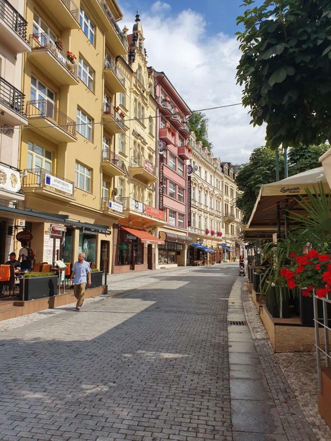 Madonna Apartments Karlovy Vary Ngoại thất bức ảnh