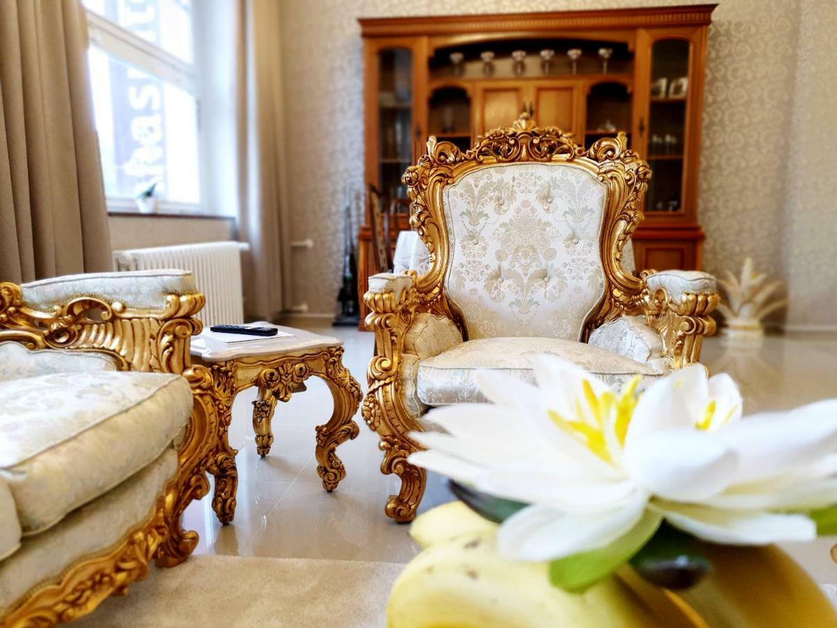 Madonna Apartments Karlovy Vary Ngoại thất bức ảnh